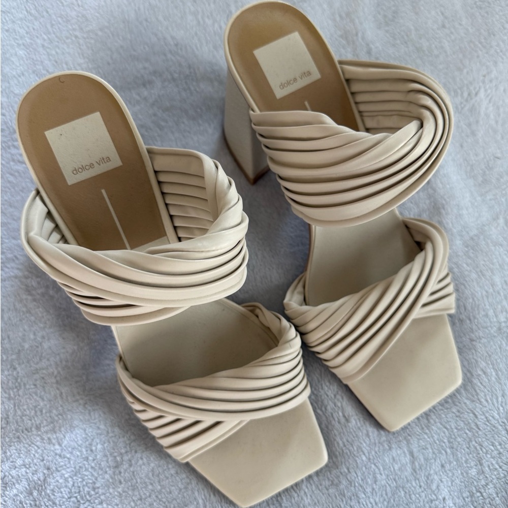 Dolce Vita Ponza Sandal